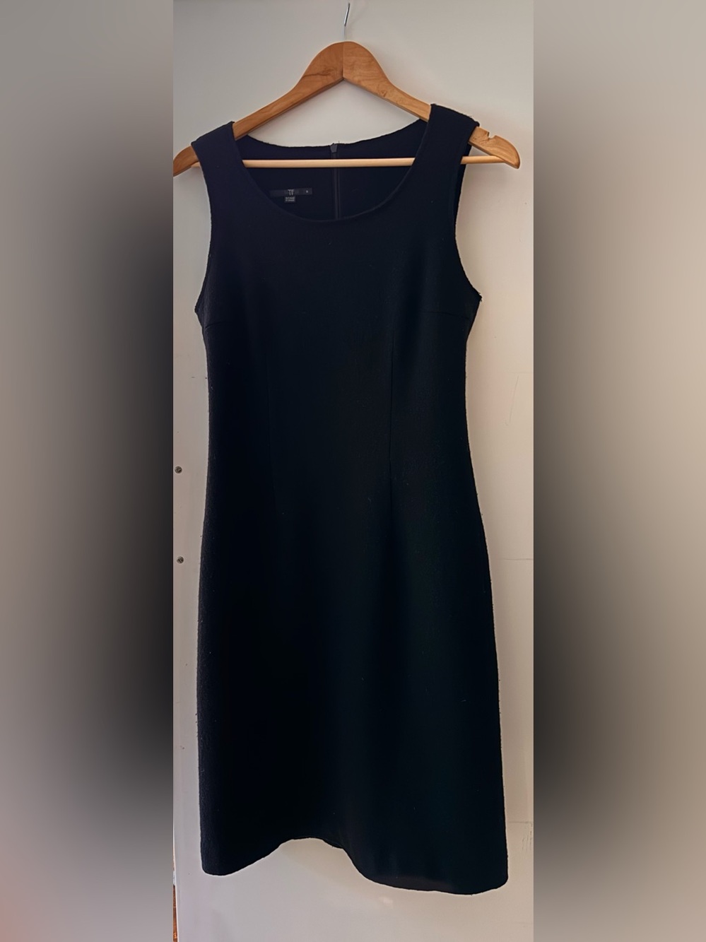 Teenflo (Judith & Charles) 100% Wool Black Sheath Dress Size 6 Made in Canada
